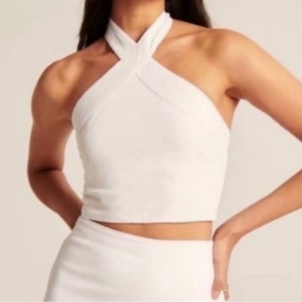 SHEIN Elegant Sexy White Halter Ribbed Crop Top, Criss Cross Straps, Size Small